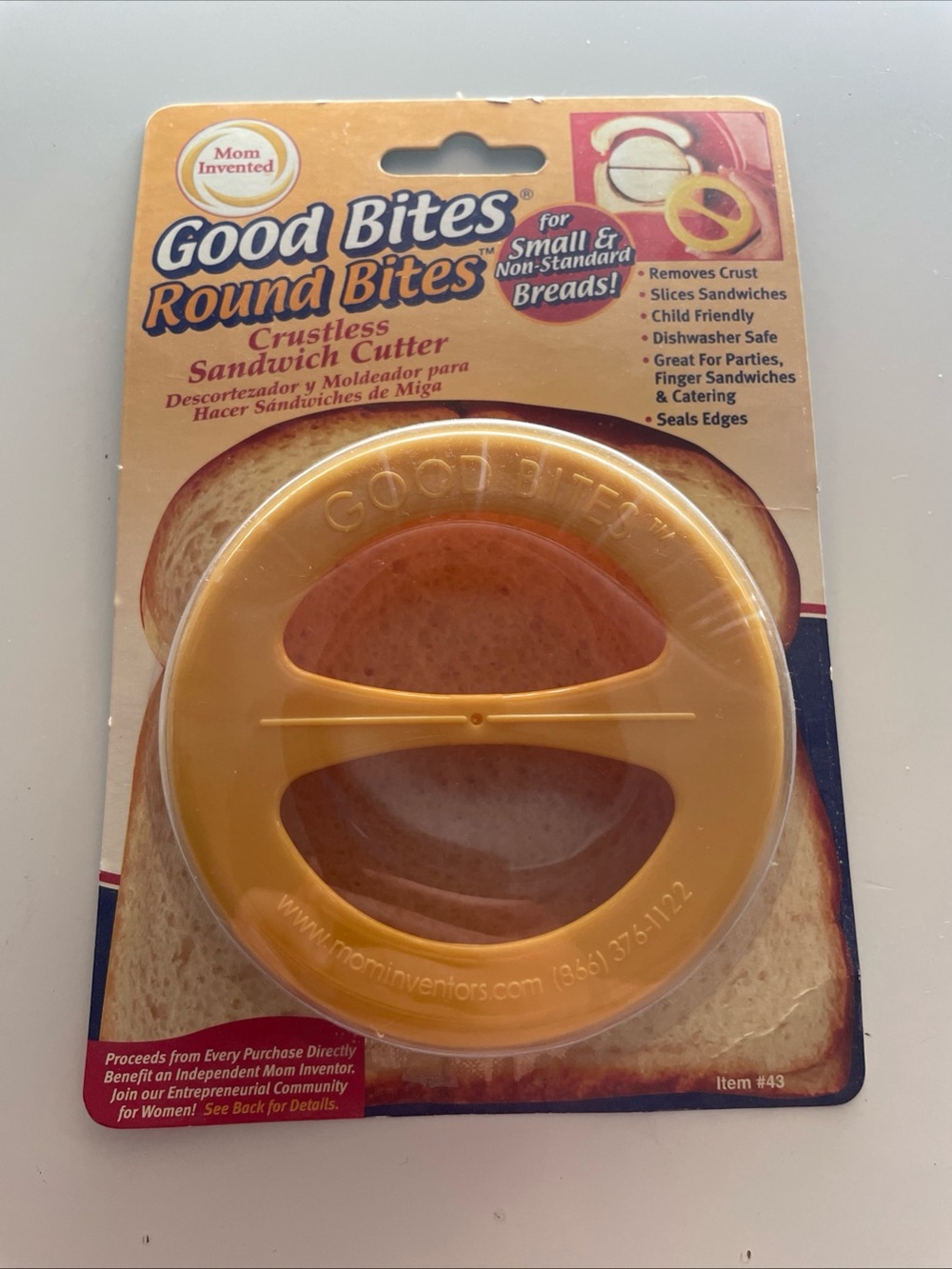 Good Bites Round Bites Sandwich  Crustless Sandwich Cutter “Mom Invented” 2005